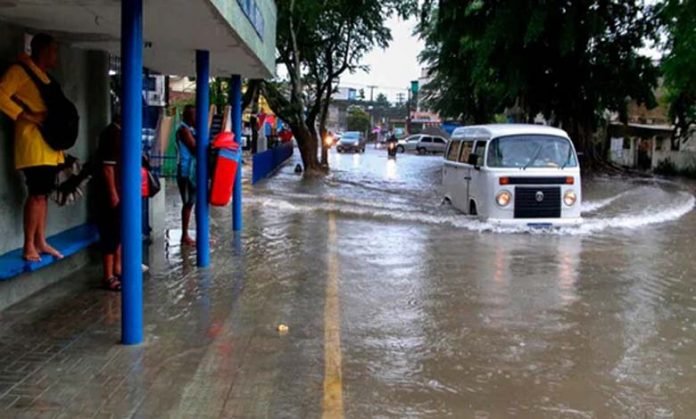 Brazil Heavy rain and landslides leave 35 dead