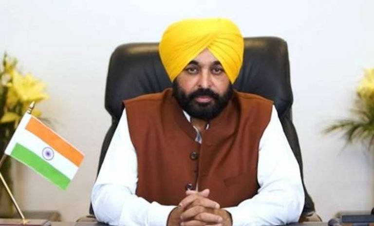 CM ਭਗਵੰਤ ਮਾਨ ਵੱਲੋਂ ਖਿਡਾਰੀਆਂ ਦੀ ਹੌਸਲਾ ਅਫਜ਼ਾਈ ਲਈ ‘ਓਲੰਪੀਅਨ ਬਲਬੀਰ ਸਿੰਘ ਸੀਨੀਅਰ ਵਜ਼ੀਫ਼ਾ ਸਕੀਮ’ ਸ਼ੁਰੂ