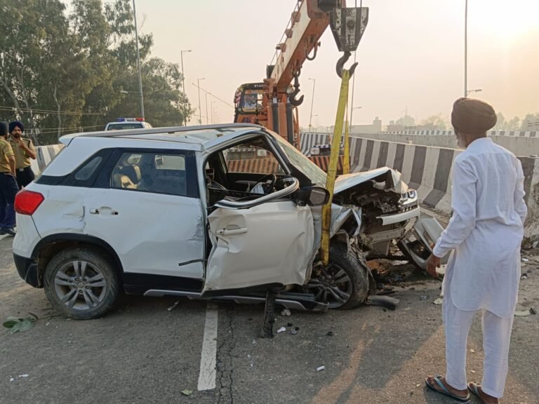ਬਰਨਾਲਾ ‘ਚ ਭਿਆਨਕ ਸੜਕ ਹਾਦਸਾ, 2 ਦੀ ਮੌਤ, 2 ਜ਼ਖਮੀ || Punjab News