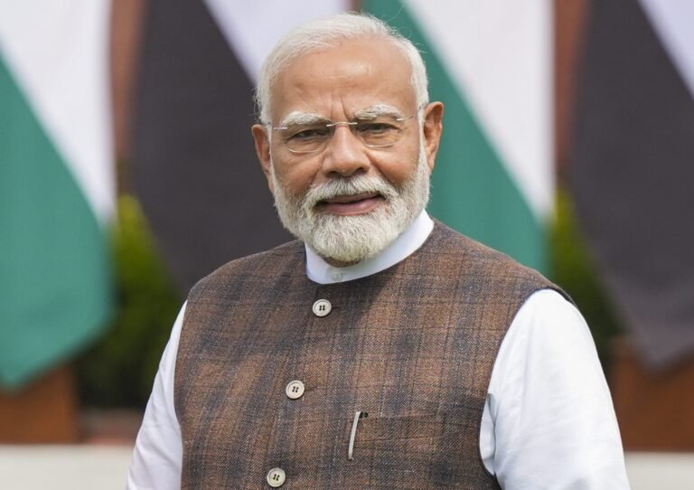 PM ਮੋਦੀ ਦੇ ਜਹਾਜ਼ ‘ਚ ਆਈ ਤਕਨੀਕੀ ਖਰਾਬੀ, ਹਵਾਈ ਅੱਡੇ ਦੇ ਬਾਹਰ ਵਧਾਈ ਗਈ ਸੁਰੱਖਿਆ  || National News