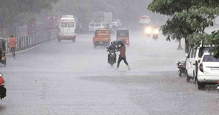 Changed weather mood in Punjab, heavy rains in these districts, alert till 26