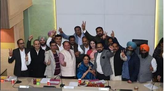 Chandigarh Mayor Election: ਭਾਜਪਾ ਨੇ ਪਲਟੀ ਬਾਜ਼ੀ; ਹਰਪ੍ਰੀਤ ਕੌਰ ਬਬਲਾ ਬਣੀ ਚੰਡੀਗੜ੍ਹ ਦੀ ਨਵੀ ਮੇਅਰ