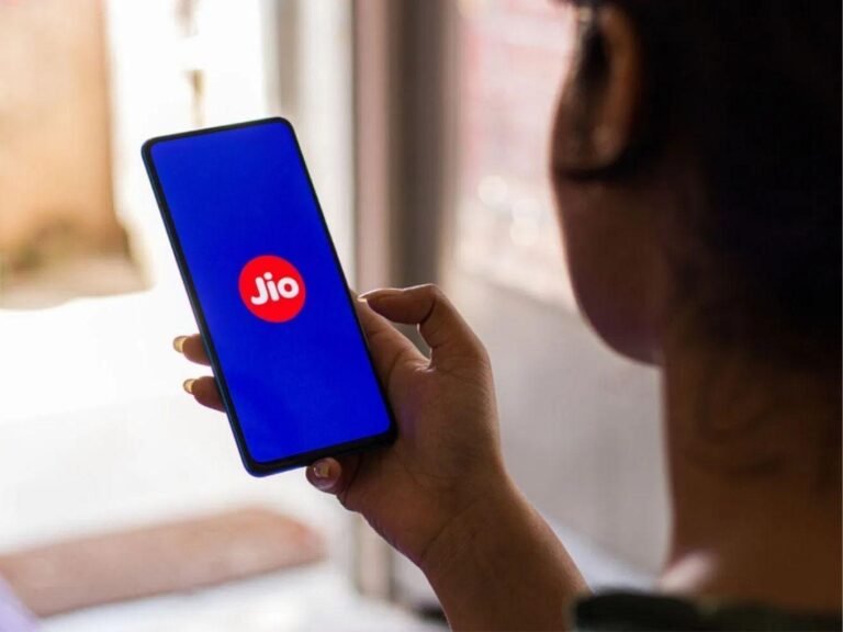 Jio ਨੇ ਪ੍ਰੀਪੇਡ ਯੂਜ਼ਰਸ ਨੂੰ ਦਿੱਤਾ ਵੱਡਾ ਝਟਕਾ; ਇਨ੍ਹਾਂ 2 ਸਸਤੇ Plans ਦੀ ਵੈਧਤਾ ਘਟਾਈ