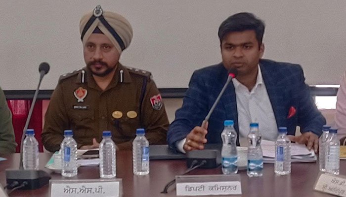 DC ਅਤੇ SSP ਵੱਲੋਂ ਹੋਲਾ ਮਹੱਲਾ ਸ਼ਾਂਤੀਪੂਰਨ ਢੰਗ ਨਾਲ ਸੰਪੰਨ ਹੋਣ ’ਤੇ ਸਾਰੀਆਂ ਜੱਥੇਬੰਦੀਆਂ ਤੇ ਸੰਗਤ ਦਾ ਧੰਨਵਾਦ