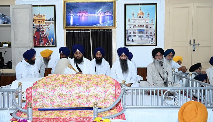 ਸ਼੍ਰੋਮਣੀ ਕਮੇਟੀ ਦੇ ਬਜਟ ਇਜਲਾਸ ਦੌਰਾਨ ਸਿੱਖ ਮਾਮਲਿਆਂ ਬਾਰੇ ਪਾਸ ਕੀਤੇ ਗਏ ਕਈ ਅਹਿਮ ਮਤੇ