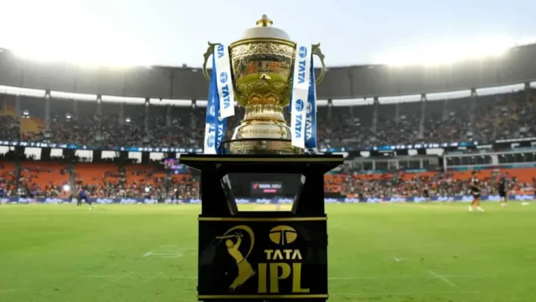ਭਾਰਤ ਪਾਕਿ ਤਣਾਅ ਵਿਚਾਲੇ IPL ਨੂੰ ਕੀਤਾ ਗਿਆ ਮੁਲਤਵੀ ਭਾਰਤ ਪਾਕਿ ਤਣਾਅ ਵਿਚਾਲੇ IPL ਨੂੰ ਕੀਤਾ ਗਿਆ ਮੁਲਤਵੀ