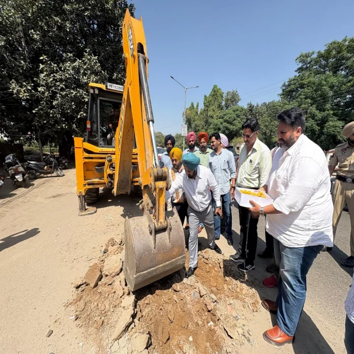 MLA Kohli and Mayor Gogia