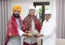 ਅਮਨ ਅਰੋੜਾ ਅਤੇ ਤਰੁਨਪ੍ਰੀਤ ਸੌਂਦ ਨੇ ਦਿੱਤਾ ਗੁਜਰਾਤ ਦੇ ਮੁੱਖ ਮੰਤਰੀ ਨੂੰ ਸੱਦਾ Chief Minister of Gujarat