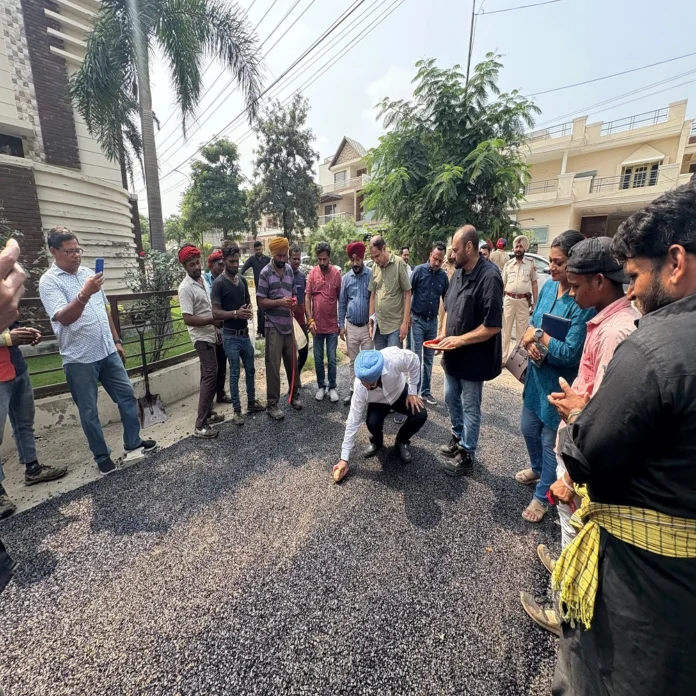 inaugurates road construction works