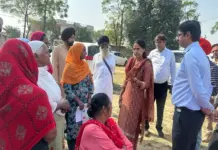 ਡਿਪਟੀ ਕਮਿਸ਼ਨਰ ਨੇ ਪਿੰਡ ਖਰੋਲਾ ‘ਚ ਲੱਗੇ ਜਨ ਸੁਵਿਧਾ ਕੈਂਪ ਦਾ ਲਿਆ ਜਾਇਜ਼ਾ village Kharola