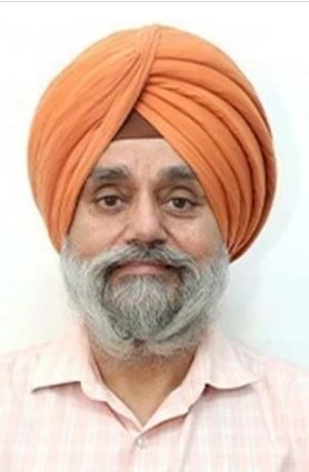 Director Powercom Powercom Director dismissed