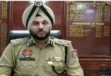 ਨਸ਼ਾ ਤਸਕਰੀ ਵਿਚ ਅੰਮ੍ਰਿਤਸਰ ਪੁਲਸ ਕੀਤੇ ਇੱਕੋ ਪਰਿਵਾਰ ਦੇ ਤਿੰਨ ਮੈਂਬਰ ਗ੍ਰਿਫਤਾਰ Amritsar police