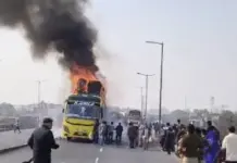 ਕਾਨਪੁਰ `ਚ ਸਲੀਪਰ ਬੱਸ ਹੋਈ ਸੜ ਕੇ ਸੁਆਹ Kanpur Bus Burn