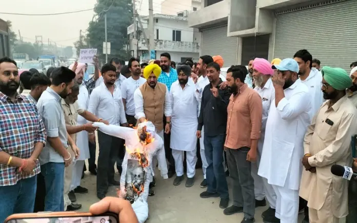 Prrotest Raja Warring