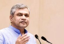 1300 ਤੋਂ ਵੱਧ ਰੇਲਵੇ ਸਟੇਸ਼ਨਾਂ ਦਾ ਕੀਤਾ ਜਾ ਰਿਹਾ ਹੈ ਨਵੀਨੀਕਰਨ: ਵੈਸ਼ਨਵ Ashwani vaishnav