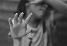 ਬੱਚੀ ਨਾਲ ਅਸਲੀਲ ਹਰਕਤ ਕਰਨ ਵਾਲੇ ਨੂੰ ਪੁਲਸ ਨੇ ਕਰਵਾਈ ਮੌਕੇ ਤੇ ਹੀ ਤੌਬਾ sexual misconduct