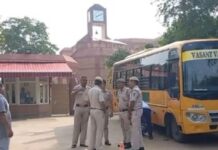 ਦਿੱਲੀ ਦੇ 3 ਸਕੂਲਾਂ `ਚ ਬੰਬ ਦੀ ਧਮਕੀ Bomb threat
