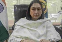 ਪੰਜਾਬ ਮਹਿਲਾ ਕਮਿਸ਼ਨ ਕੋਲ ਧੀ ਪਹੁੰਚੀ ਆਪਣੀ ਮਾਂ ਦੀ ਸ਼ਿਕਾਇਤ ਲੈ ਕੇ Women Commoission