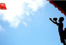 ਪਤੰਗ ਪਕੜਨ ਦੀ ਹੌੜ ਵਿਚ ਦੋ ਬੱਚਿਆਂ ਦੀ ਹੋਈ ਰੇਲ ਨਾਲ ਟੱਕਰ ਕੇ ਮੌਤ Child