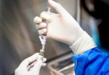 ਔਰਤ ਨੇ ਆਪਣੇ ਸਾਬਕਾ ਪ੍ਰੇਮੀ ਦੀ ਪਤਨੀ ਨੂੰ ਲਾਇਆ ਐੱਚ. ਆਈ. ਵੀ. ਦਾ ਟੀਕਾ Injection