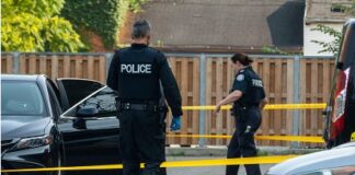 ਦਿਨ ਦਿਹਾੜੇ ਹਮਲਾਵਰਾਂ ਨੇ ਕੀਤਾ ਪੰਜਾਬੀ ਕਾਰੋਬਾਰੀ ਦਾ ਕਤਲ Police Invstigate