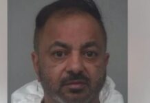 ਭਾਰਤੀ ਮੂਲ ਦੇ ਇਕ ਵਿਅਕਤੀ ਨੇ ਕੀਤਾ ਚਾਰ ਭਾਰਤੀ ਮੂਲ ਦੇ ਵਿਅਕਤੀਆਂ ਦਾ ਕਤਲ Viajy