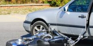 ਸੜਕ ਹਾਦਸੇ ਵਿਚ ਮੋਟਰਸਾਈਕਲ ਸਵਾਰ ਇਕ ਨੌਜਵਾਨ ਦੀ ਮੌਤ ਦੂਸਰਾ ਜ਼ਖ਼ਮੀ Accident