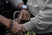 ਨੌਜਵਾਨ ਦੇ ਮੂੰਹ ਤੇ ਪਿਸ਼ਾਬ ਕਰਨ ਤੇ ਕੁੱਟਮਾਰ ਮਾਮਲੇ ਵਿਚ ਕੀਤੇ ਪੰਜ ਗ੍ਰਿਫ਼ਤਾਰ Arrested