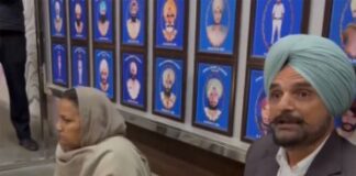 ਪੁਲਸ ਨੇ ਕੀਤਾ ਮੂਸੇਵਾਲਾ ਦੇ ਮਾਪਿਆਂ ਦੇ ਬਿਆਨਾਂ ਦੇ ਆਧਾਰ ਤੇ ਤਿੰਨ ਵਿਰੁੱਧ ਕੇਸ ਦਰਜ Musewala's parents