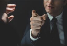 ਸਿ਼ਵ ਸੈਨਾ ਆਗੂ ਦੇ ਪਰਿਵਾਰ ਨੂੰ ਮਿਲੀ ਬੰਬ ਨਾਲ ਉਡਾਉਣ ਦੀ ਧਮਕੀ Threat