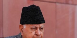 ਜੰਮੂ ਕਸ਼ਮੀਰ ਦੇ ਸਾਬਕਾ ਮੁੱਖ ਮੰਤਰੀ ਫਾਰੁਕ ਅਬਦੁੱਲਾ ਤੇ ਹੋਇਆ ਹਮਲਾ Farooq Abdullah