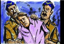 ਫੋਨ `ਤੇ ਗੱਲਬਾਤ ਨੂੰ ਲੈ ਕੇ ਨਾਰਾਜ਼ ਧੀ ਦੀ ਹੱਤਿਆ ਕਰਨ ਵਾਲਾ ਪਿਤਾ ਗ੍ਰਿਫ਼ਤਾਰ Father