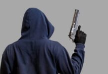 ਸਕੂਟਰੀ ਸਵਾਰ ਨੇ ਨੌਜਵਾਨ ਤੇ ਗੋਲੀਆਂ ਚਲਾ ਕੇ ਕੀਤਾ ਗੰਭੀਰ ਜ਼ਖ਼ਮੀ Fire