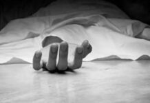 ਬੱਚਿਆਂ ਦੀਆਂ ਲਾਸ਼ਾਂ ਮਿਲਣ ਤੇ ਮਾਂ ਨੇ ਦਿੱਤੀ ਰੇਲ ਅੱਗੇ ਛਾਲ ਮਾਰ ਕੇ ਜਾਨ Suicide