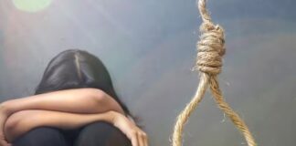 ਦਸਵੀਂ ਜਮਾਤ ਦੀ ਪ੍ਰੀਖਿਆ ਵਿਚ ਚੰਗੀ ਨਾ ਹੋਣ ਕਾਰਨ ਵਿਦਿਆਰਥਣ ਨੇ ਲਿਆ ਫਾਹਾ Suicide
