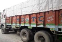 ਅੰਬਾਲਾ ਪੁਲਸ ਨੇ ਟਰੱਕ ਵਿਚੋਂ ਕੀਤੇ ਸ਼ਰਾਬ ਦੇ ਡੱਬੇ ਹੀ ਡੱਬੇ ਬਰਾਮਦ Truck