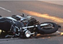 ਟਰੱਕ ਨਾਲ ਟਕਰਾਉਣ ਕਾਰਨ ਮੋਟਰਸਾਈਕਲ ਸਵਾਰ ਤਿੰਨ ਨੌਜਵਾਨਾਂ ਦੀ ਹੋਈ ਮੌਤ Bike Accident