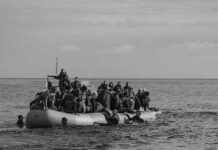 ਕਿਸ਼ਤੀ ਪਲਟ ਜਾਣ ਦੇ ਕਾਰਨ 18 ਦੀ ਮੌਤ 21 ਨੂੰ ਬਚਾਇਆ ਗਿਆ Boat