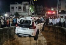 ਕਾਰ ਦੇ ਖੂਹ ਵਿਚ ਡਿੱਗਣ ਕਾਰਨ ਹੋਈ ਇੱਕੋ ਪਰਿਵਾਰ ਦੇ ਮੈਂਬਰਾਂ ਦੀ ਮੌਤ Car