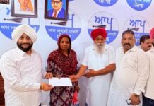 ਵਿਧਾਇਕ ਕੁਲਵੰਤ ਸਿੰਘ ਨੇ ਵੰਡੇ ਸਰਪੰਚਾਂ ਨੂੰ ਵਿਕਾਸ ਕਾਰਜਾਂ ਦੇ ਚੈਕ Check Distribution