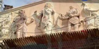 ਕਰਾਚੀ `ਚ ਭਗਵਾਨ ਕ੍ਰਿਸ਼ਨ ਅਤੇ ਗੋਪੀਆਂ ਦੀਆਂ ਮੂਰਤੀਆਂ ਦੀ ਹੋਈ ਭੰਨਤੋੜ Hindu Temple