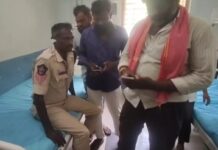 ਆਂਧਰਾ ਪ੍ਰਦੇਸ਼ ਦੇ ਇਕ ਥਾਣੇ `ਚ ਰੱਖੇ ਪਟਾਕੇ ਫਟਣ ਕਾਰਨ 6 ਪੁਲਸ ਮੁਲਾਜ਼ਮ ਜ਼ਖਮੀ Injured