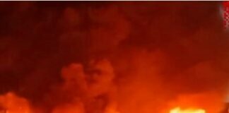 ਝੁੱਗੀਆਂ-ਝੌਂਪੜੀਆਂ ਵਿੱਚ ਅੱਗ ਲੱਗਣ ਕਾਰਨ ਹੋਈ 3 ਵਿਅਕਤੀਆਂ ਦੀ ਮੌਤ Mumbai