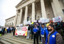 ਮੈਨੀਟੋਬਾ ਵਿੱਚ ਵਰਕ ਪਰਮਿਟ ਨੂੰ ਲੈ ਕੇ ਪ੍ਰਦਰਸ਼ਨ ਜਾਰੀ Protest