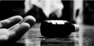 ਕਰਜ਼ੇ ਅਤੇ ਹੋਰ ਖਰਚਿਆਂ ਤੋਂ ਦੁਖੀ ਆ ਕੇ ਕਿਸਾਨ ਨੇ ਕੀਤੀ ਖੁਦਕੁਸ਼ੀ suicide