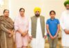 ਮੁੱਖ ਮੰਤਰੀ ਨੇ ਕੀਤਾ ਕਬੱਡੀ ਖਿਡਾਰੀ ਦੀ ਪਤਨੀ ਨੂੰ ਸਰਕਾਰੀ ਨੌਕਰੀ ਦਾ ਐਲਾਨ Chief Minister