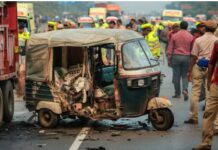ਸੰਭਲ `ਚ ਟਰੱਕ-ਆਟੋ ਦੀ ਭਿਆਨਕ ਟੱਕਰ ਵਿਚ ਹੋਈ 6 ਦੀ ਮੌਤ Sambhal Accident