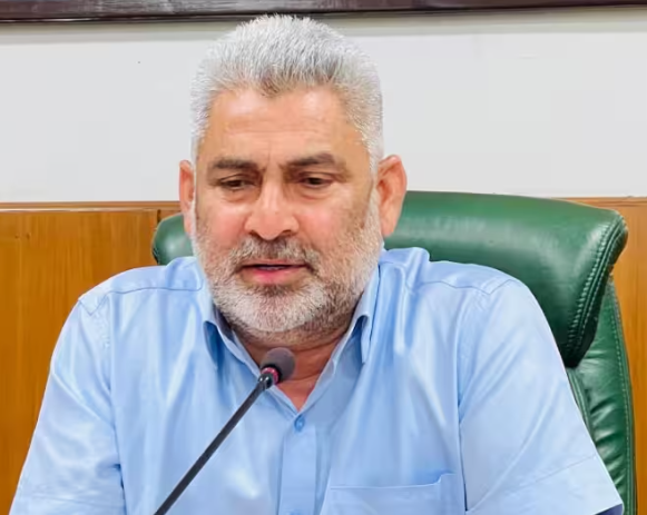 Cabinet Minister Cabinet Minister