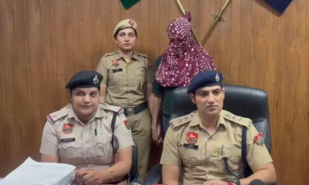 Gurugram Honeytrap honey trap